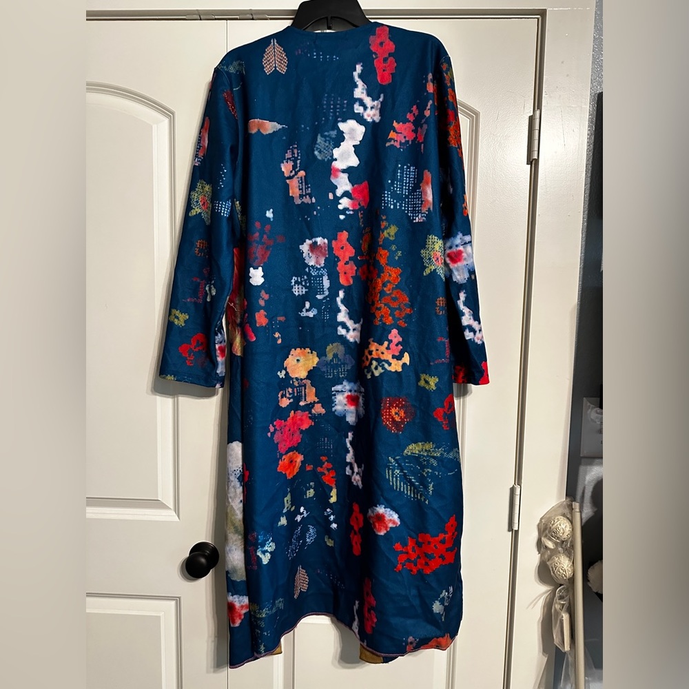 Duster - Picture 3 of 4